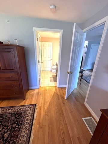 18 Bonwood Dr. 402, Mashpee, MA 02649