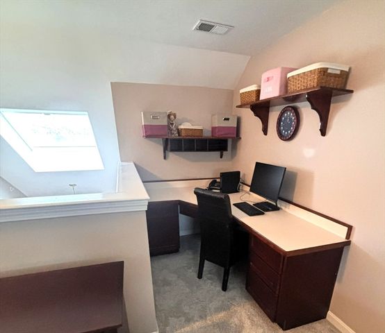 18 Bonwood Dr. 402, Mashpee, MA 02649