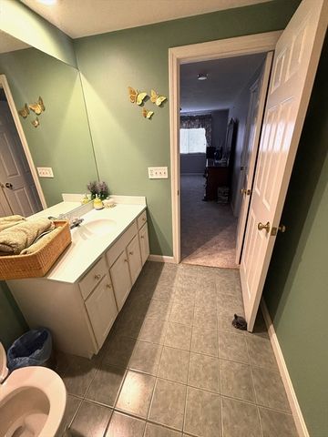 18 Bonwood Dr. 402, Mashpee, MA 02649