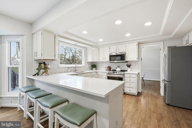 14367 N SLOPE ST, Centreville, VA 20120