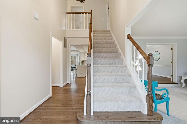 14367 N SLOPE ST, Centreville, VA 20120