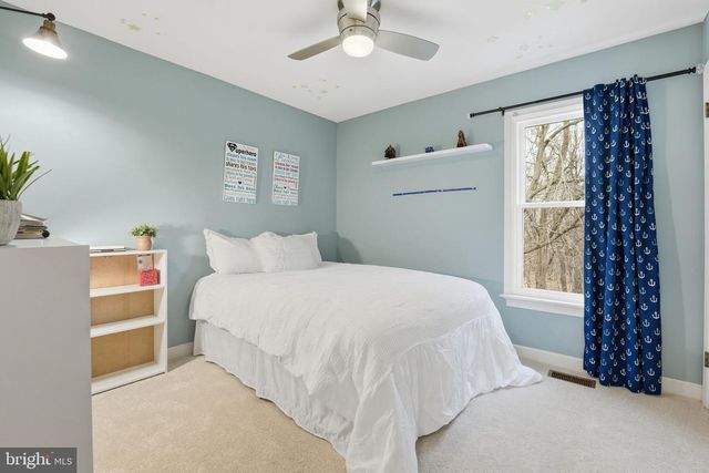 14367 N SLOPE ST, Centreville, VA 20120