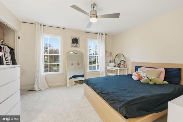 14367 N SLOPE ST, Centreville, VA 20120