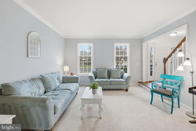 14367 N SLOPE ST, Centreville, VA 20120