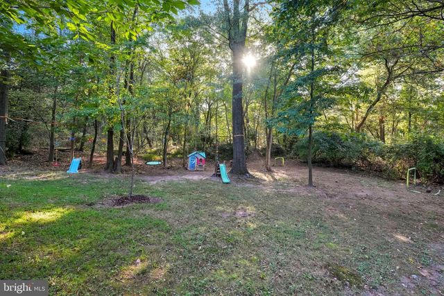 14367 N SLOPE ST, Centreville, VA 20120