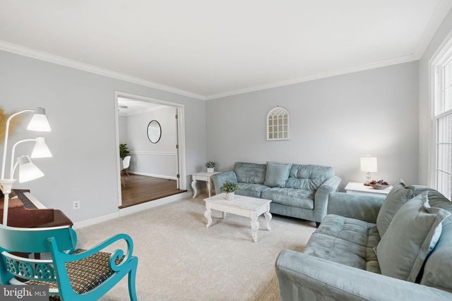 14367 N SLOPE ST, Centreville, VA 20120