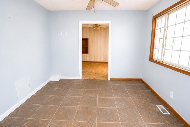 3407 S Vine, Wichita, KS 67217