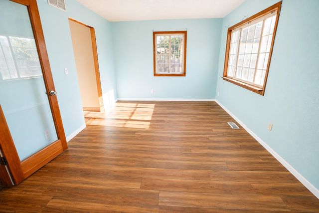 3407 S Vine, Wichita, KS 67217