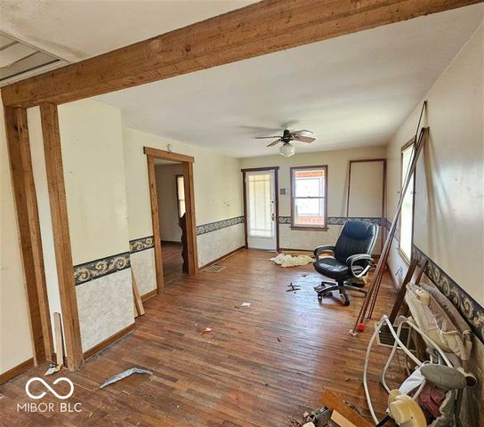 1621 R Avenue, New Castle, IN 47362