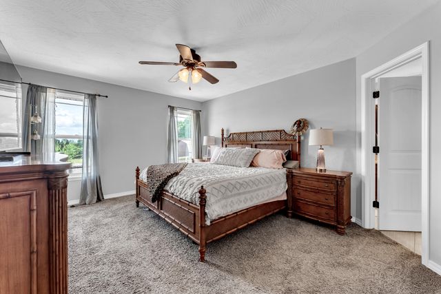 612 N Lincoln Avenue, Republic, MO 65738