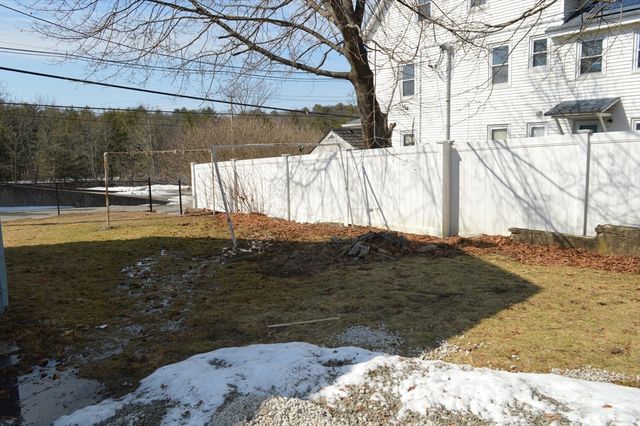 2428-2430 Providence Rd, Northbridge, MA 01534