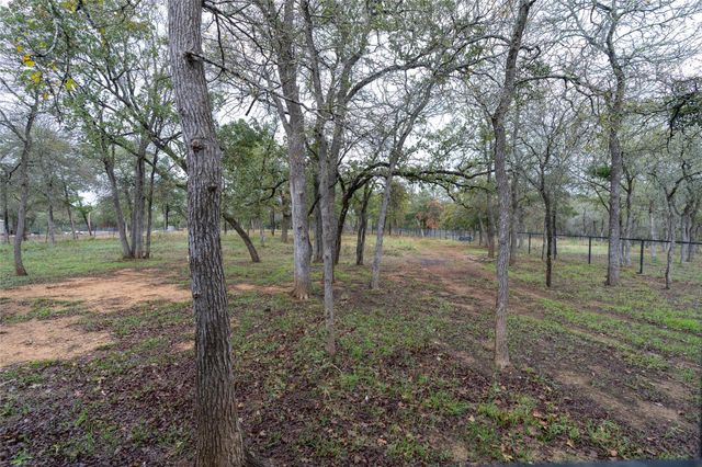 362 Saint Johns RD, Dale, TX 78616