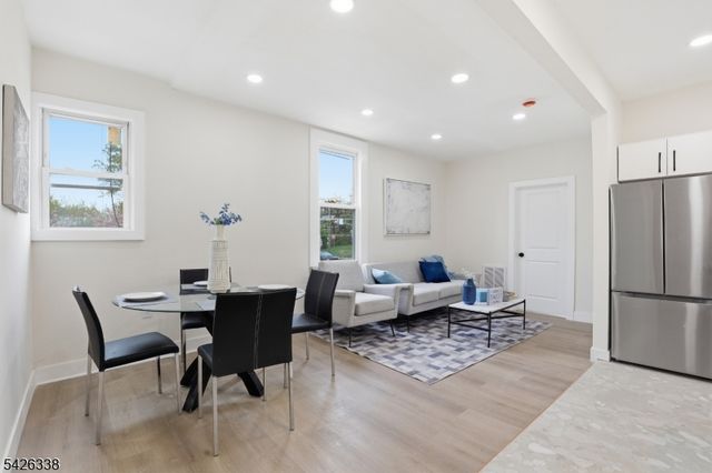 470 14Th Ave, Newark City, NJ 07106