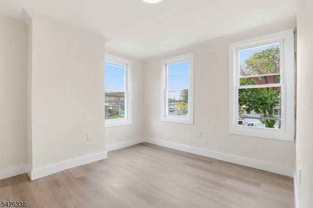 470 14Th Ave, Newark City, NJ 07106