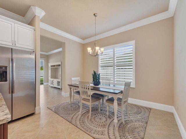 445 Wingate Terrace SW, Vero Beach, FL 32968