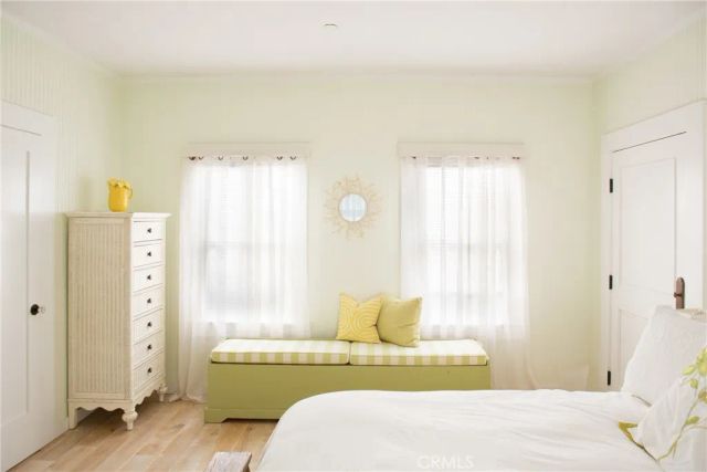 2219 Ocean Avenue, Santa Monica, CA 90405