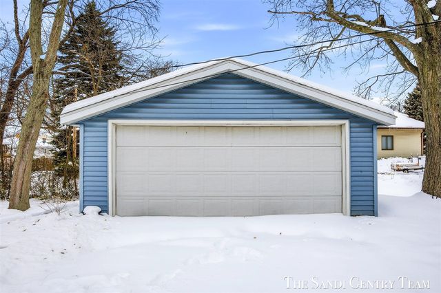 803 S Griffin Street, Grand Haven, MI 49417