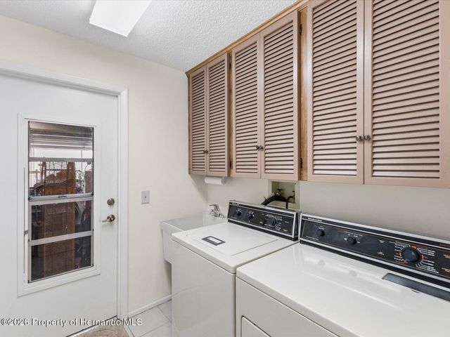 2351 Palm Springs Court, Spring Hill, FL 34606