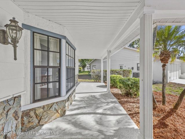 2351 Palm Springs Court, Spring Hill, FL 34606