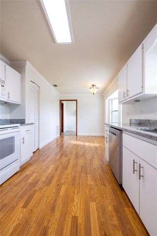 185 SE 62ND AVENUE, Ocala, FL 34472
