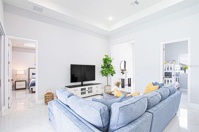 836 NE 6TH PLACE, Cape Coral, FL 33909