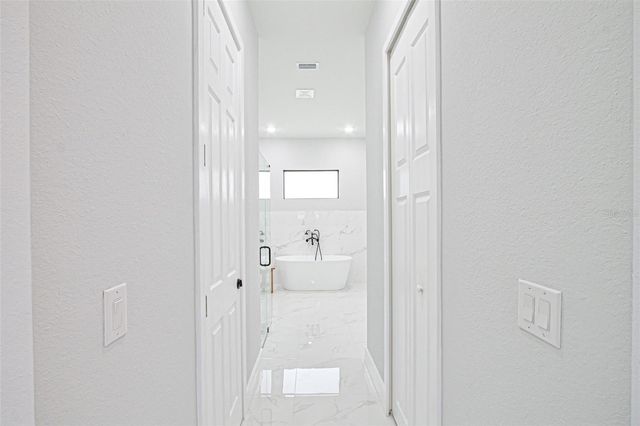 836 NE 6TH PLACE, Cape Coral, FL 33909