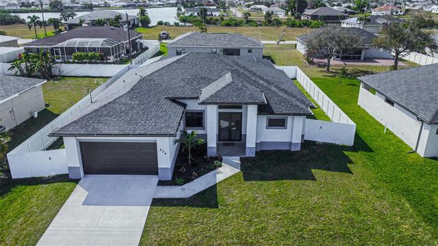836 NE 6TH PLACE, Cape Coral, FL 33909