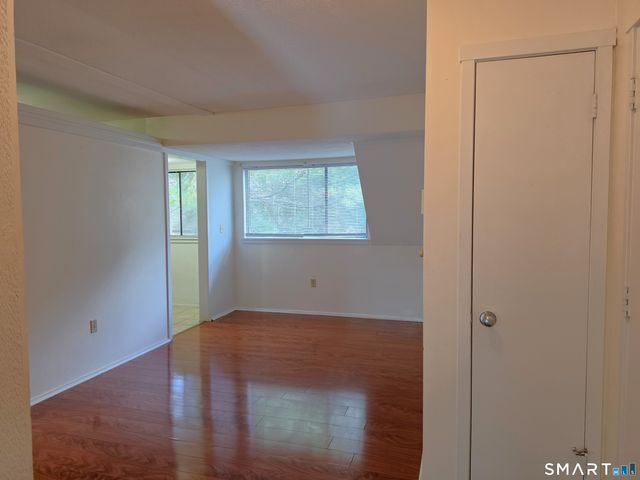 52 Great Meadow Lane 19D, Farmington, CT 06001