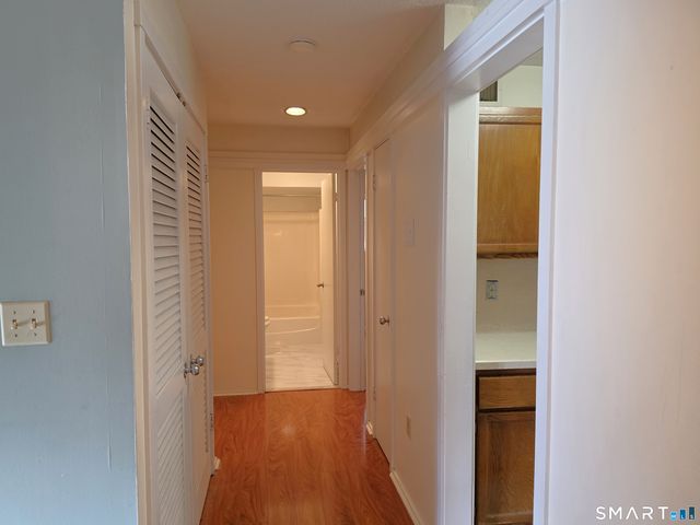 52 Great Meadow Lane 19D, Farmington, CT 06001