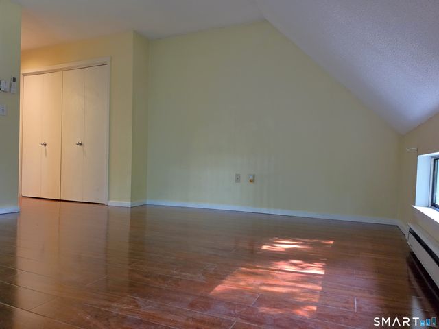 52 Great Meadow Lane 19D, Farmington, CT 06001