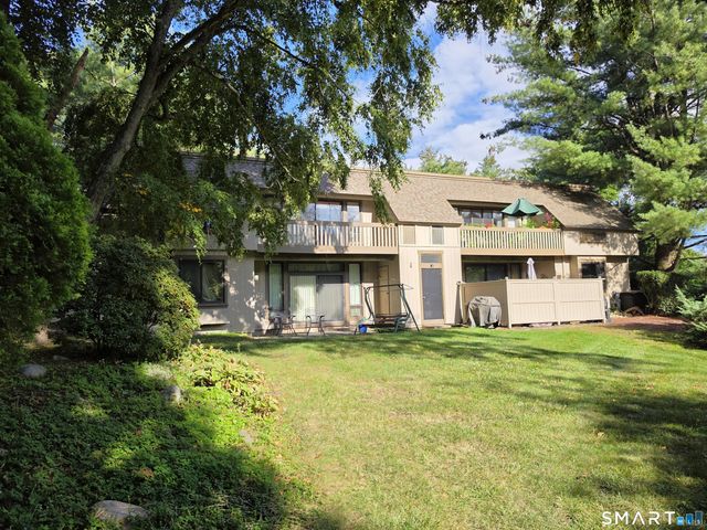 52 Great Meadow Lane 19D, Farmington, CT 06001