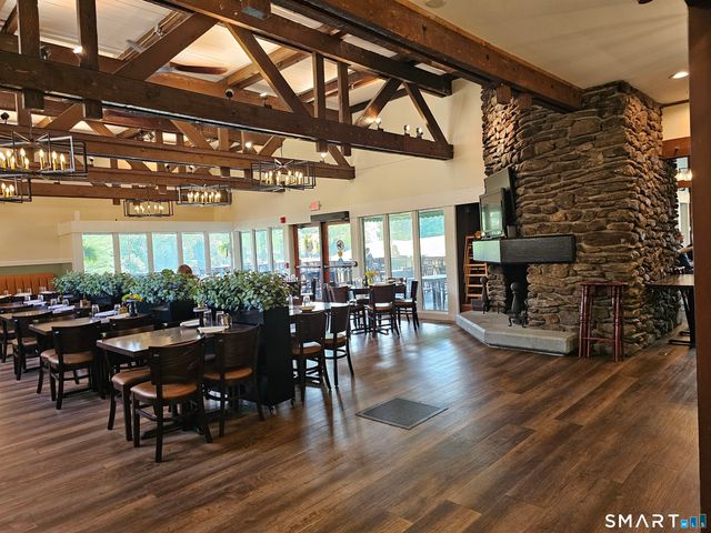 52 Great Meadow Lane 19D, Farmington, CT 06001