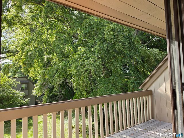 52 Great Meadow Lane 19D, Farmington, CT 06001