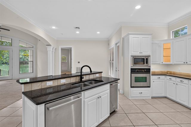 1 Beaux Rivages Drive, Shreveport, LA 71106