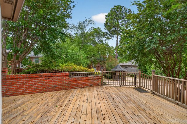 1 Beaux Rivages Drive, Shreveport, LA 71106