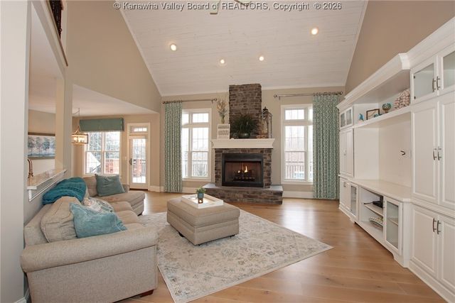 6005 Pinnacle View Drive, Hurricane, WV 25526