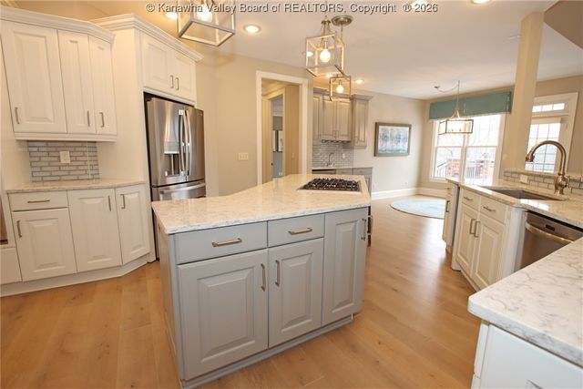 6005 Pinnacle View Drive, Hurricane, WV 25526