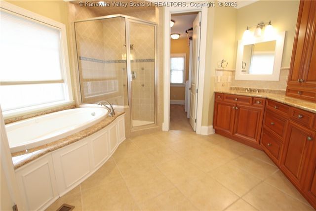 6005 Pinnacle View Drive, Hurricane, WV 25526