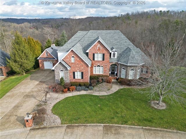 6005 Pinnacle View Drive, Hurricane, WV 25526