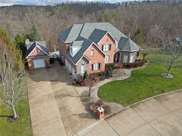 6005 Pinnacle View Drive, Hurricane, WV 25526