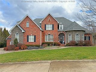 6005 Pinnacle View Drive, Hurricane, WV 25526