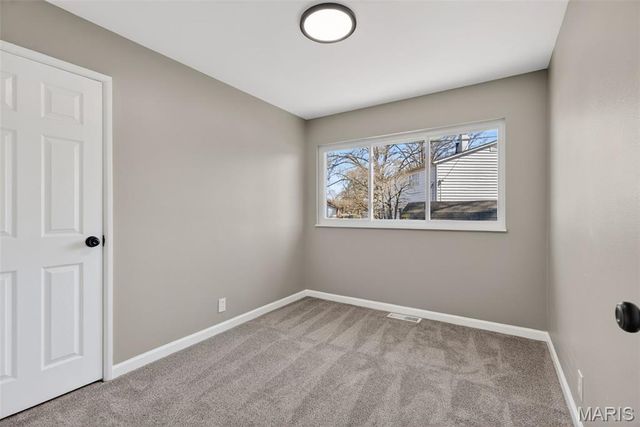 3345 Steed Drive, Florissant, MO 63033