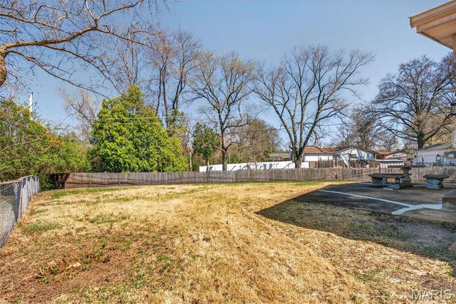 3345 Steed Drive, Florissant, MO 63033