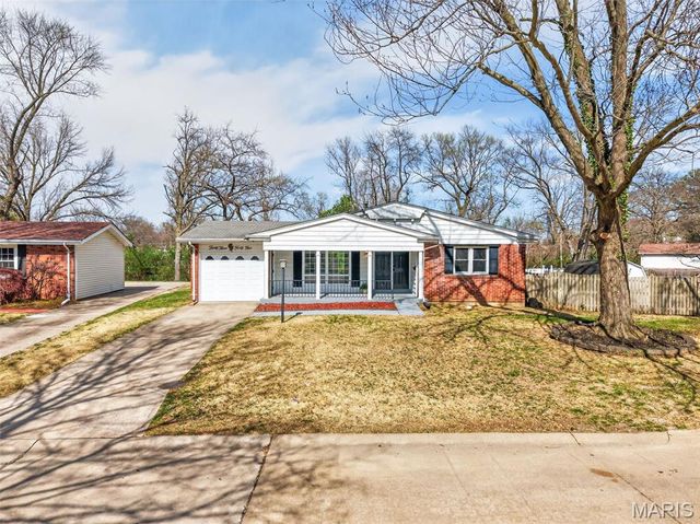 3345 Steed Drive, Florissant, MO 63033