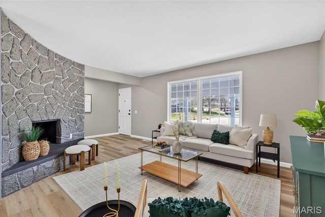 3345 Steed Drive, Florissant, MO 63033