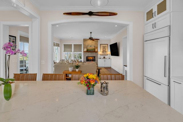 1352 Headquarters Plantation Drive, Johns Island, SC 29455