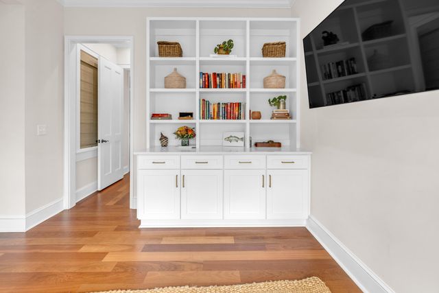 1352 Headquarters Plantation Drive, Johns Island, SC 29455