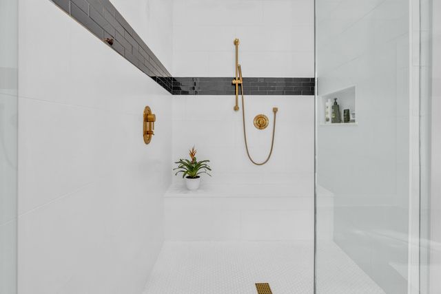 1352 Headquarters Plantation Drive, Johns Island, SC 29455