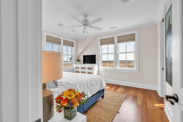 1352 Headquarters Plantation Drive, Johns Island, SC 29455