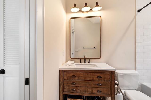 1352 Headquarters Plantation Drive, Johns Island, SC 29455